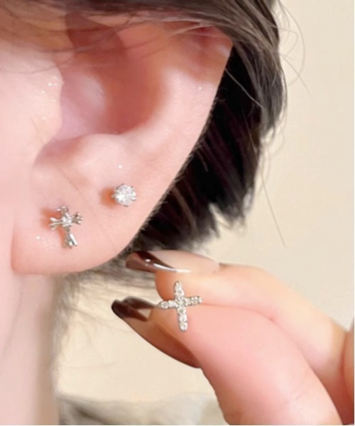 MASHIRO(マシロ)の「ワンポイントクロスモチーフミックスピアス6点セット(MA/EK382)(ピアス(両耳用)・レディース・シルバー・FREE)」の14枚目の写真
