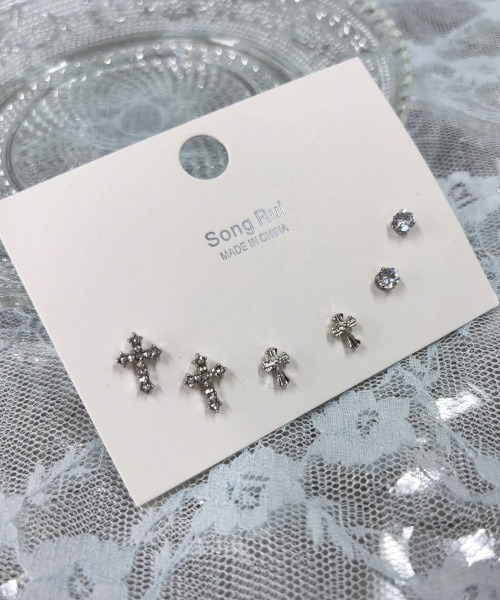 MASHIRO(マシロ)の「ワンポイントクロスモチーフミックスピアス6点セット(MA/EK382)(ピアス(両耳用)・レディース・シルバー・FREE)」の3枚目の写真