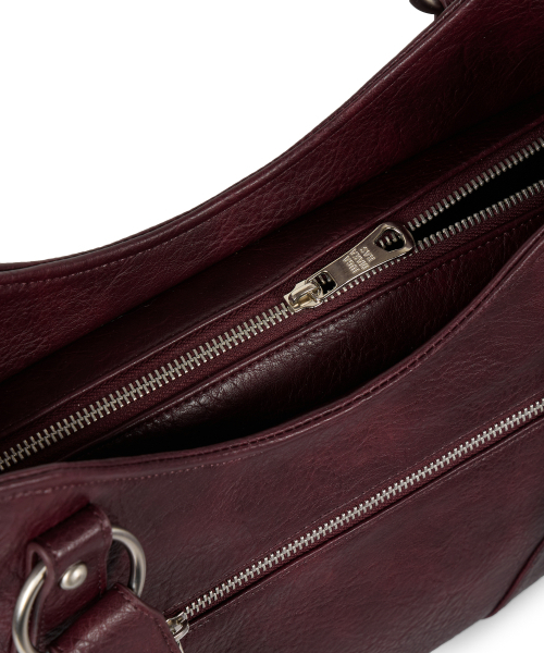 IUGAMAKARAS(イウガマカラス)の「Studded Leather Shoulder Bag (Burgundy)(ショルダーバッグ・レディース・その他・FREE)」の5枚目の写真