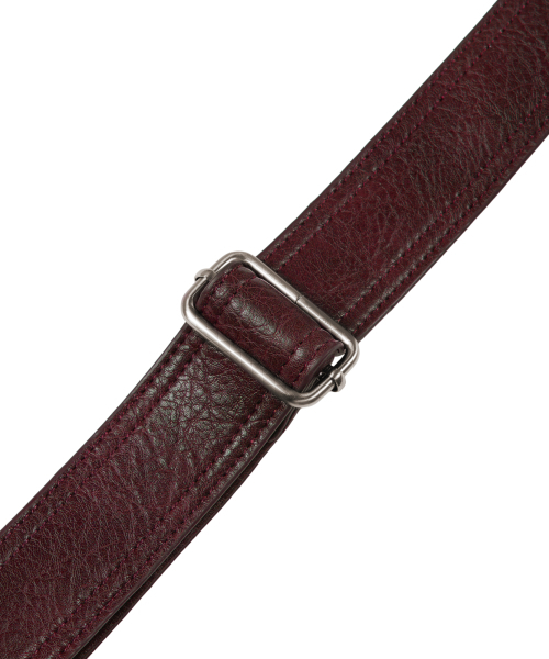IUGAMAKARAS(イウガマカラス)の「Studded Leather Shoulder Bag (Burgundy)(ショルダーバッグ・レディース・その他・FREE)」の19枚目の写真