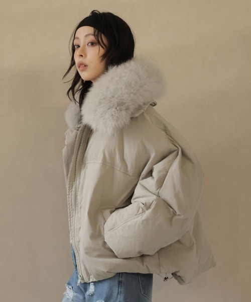 バーバリー　ファー付きダウンジャケット　アイボリー セール】【取り外し可能】2WAYファー付きモンスターショートダウン