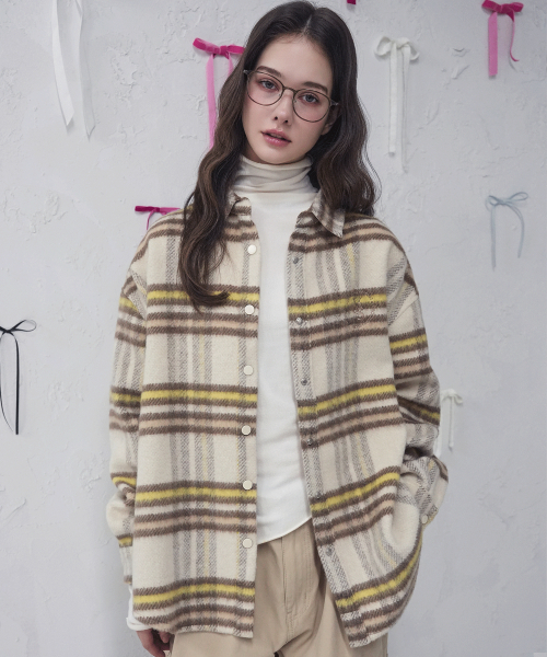 Vivacious(ビバシャス)の「Charmant Check Shirt NAVY(シャツ/ブラウス・レディース・ネイビー・FREE)」の3枚目の写真