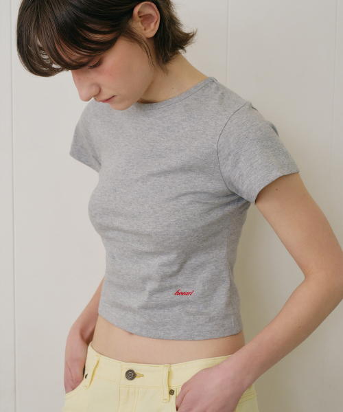 HEEARI(ヒアリー)の「ヒエリーベイビーTシャツ_グレー(Tシャツ/カットソー・レディース・その他・FREE)」の1枚目の写真