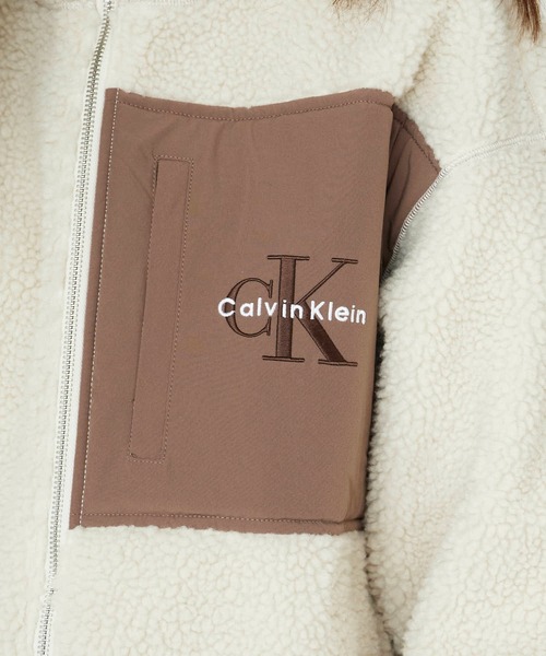 Calvin Klein Jeans（カルヴァンクラインジーンズ）の「Calvin Klein/カルバンクライン SHERPA FUNNEL NECK FULL ZIP HOODIE フルジップ ボアジャケット（ブルゾン・メンズ・ベージュ・M/L/XL）」の18枚目の写真