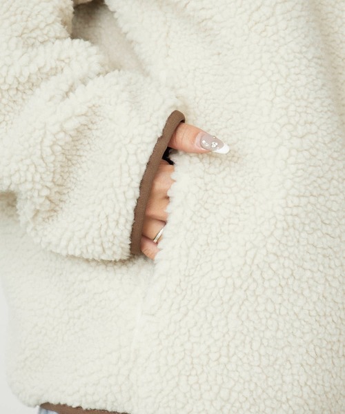 Calvin Klein Jeans（カルヴァンクラインジーンズ）の「Calvin Klein/カルバンクライン SHERPA FUNNEL NECK FULL ZIP HOODIE フルジップ ボアジャケット（ブルゾン・メンズ・ベージュ・M/L/XL）」の21枚目の写真