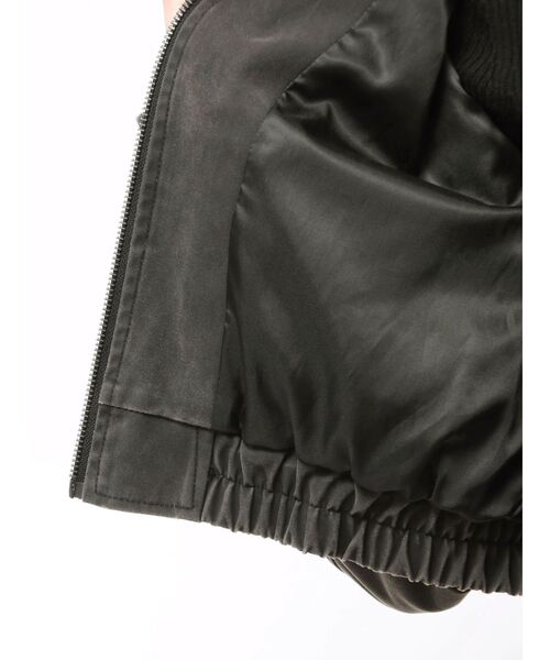 MURUA（ムルーア）の「【セットアップ対応】フェイクレザーショートフライトジャケット（ブルゾン・レディース・ブラック/ブラウン・FREE）」の9枚目の写真