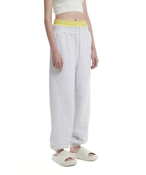 TRUNK PROJECT(トランクプロジェクト)の「Double waistband Lounge Pants_Grey(スウェットパンツ・レディース・グレー・LARGE/SMALL/X-SMALL)」の3枚目の写真