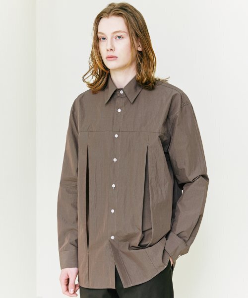 S SY(エスエスワイ)の「(コンパクトコットン)ダブルベントリラックスフィットシャツブラウン(シャツ/ブラウス・メンズ・その他・MEDIUM/LARGE)」の1枚目の写真