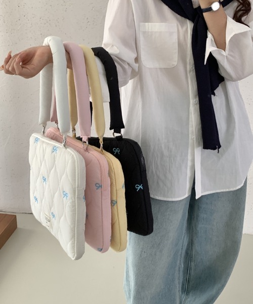 pyornim(ピョルニム)の「【26年春夏新作】【2WAY】キルティングリボン 刺繍 PCバッグ ケース バッグインバッグ(PC・タブレットケース・レディース・イエロー/ブラック/ピンク/ホワイト・F)」の22枚目の写真