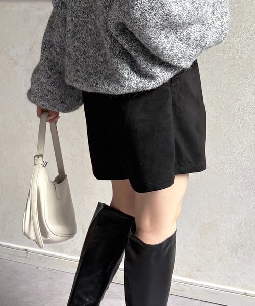 Thevon（ゼボン）の「Fスエードタックハーフパンツ（その他パンツ・レディース・ブラウン/ブラック・FREE）」の5枚目の写真
