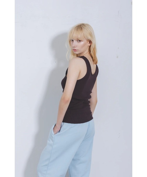 Beyond Basics(ビヨンド ベーシックス)の「GOAT / RIB TANK TOP(タンクトップ・レディース・ブラック/オリーブ/アイボリー/ブラウン/オートミール・S/M)」の13枚目の写真