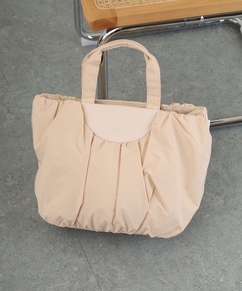 ROOTOTE(ルートート)の「ROOTOTE ミディアムパンプキントート(トートバッグ・レディース・ブラック/グレイッシュベージュ/ピンクベージュ・FREE)」の3枚目の写真