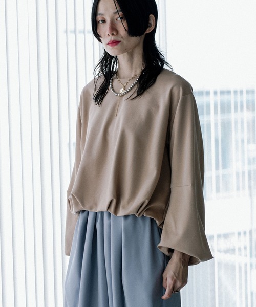 MARECHAL TERRE(マルシャルテル)の「バルーンプルオーバー(その他トップス・レディース・ベージュ/ネイビー/ブラック/オフホワイト・MEDIUM)」の3枚目の写真