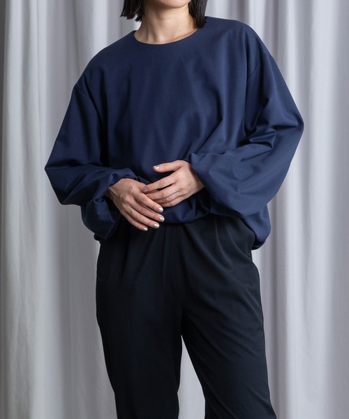 MARECHAL TERRE(マルシャルテル)の「バルーンプルオーバー(その他トップス・レディース・ベージュ/ネイビー/ブラック/オフホワイト・MEDIUM)」の5枚目の写真