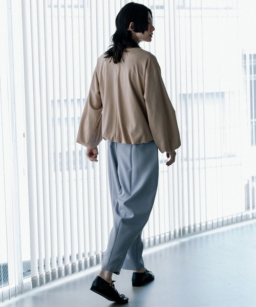 MARECHAL TERRE(マルシャルテル)の「バルーンプルオーバー(その他トップス・レディース・ベージュ/ネイビー/ブラック/オフホワイト・MEDIUM)」の10枚目の写真