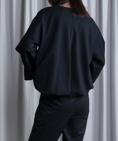 MARECHAL TERRE(マルシャルテル)の「バルーンプルオーバー(その他トップス・レディース・ベージュ/ネイビー/ブラック/オフホワイト・MEDIUM)」の16枚目の写真
