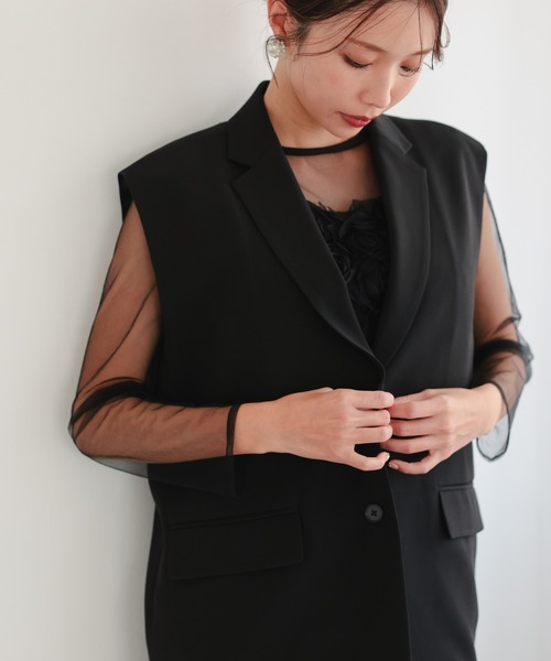 haremode（ハレモード）の「結婚式 お呼ばれ 二次会 謝恩会 成人式 同窓会 対応 20代 30代 フローラル ジレ セットアップ シアートップス レイヤード 2点セットパーティ オケージョン ドレス（ドレス・レディース・チャコール/ブラック・S/M）」の6枚目の写真