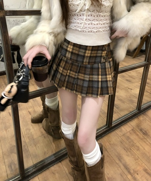 gossip!ロサンゼルス(ゴシップロサンゼルス)の「【Y2Kガーリー】レトロ配色チェックウールライクプリーツミニスカート【サイズあり】 (韓国ファッションガーリー定番)(スカート・レディース・グレー/ブラウン・S/M)」の9枚目の写真