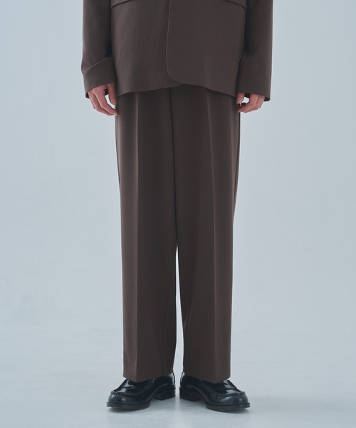 Noen(ノエン)の「クラシックストレートスラックス【セットアップ対応】(スラックス・メンズ・ダークブラウン/ブラック・LARGE/MEDIUM)」の21枚目の写真