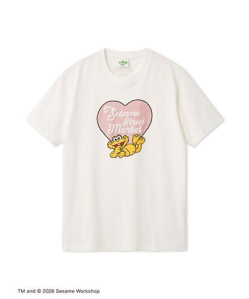 SESAME STREET(セサミストリート)の「【BIG HUGS,BIG HEARTS】【UNISEX】発砲プリントTシャツ(Tシャツ/カットソー・レディース・ピンク/レッド/ブルー・M/L)」の3枚目の写真