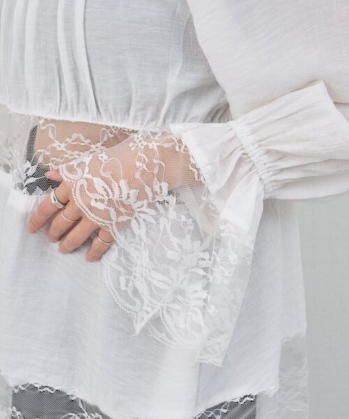 SHENERY（シーナリー）の「レースチュニックブラウス（シャツ/ブラウス・レディース・オフホワイト・FREE）」の2枚目の写真