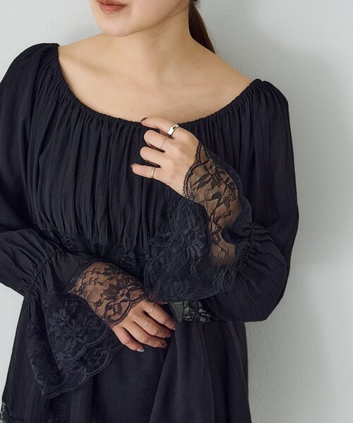 SHENERY(シーナリー)の「レースチュニックブラウス(シャツ/ブラウス・レディース・オフホワイト/ブラック・FREE)」の19枚目の写真