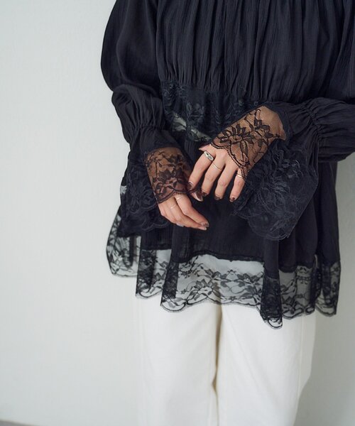 SHENERY(シーナリー)の「レースチュニックブラウス(シャツ/ブラウス・レディース・オフホワイト/ブラック・FREE)」の20枚目の写真