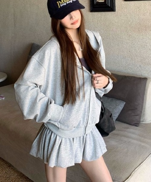 【セットアップ】遮光パーカー　しぃちゃん　しーちゃん　グレージュ　上下セット しいちゃんプロデュースの完全遮光パーカーセットアップ、黒一択の