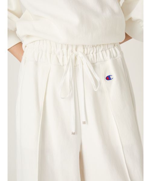 FRAY I.D（フレイアイディー）の「【FRAY I.D｜Champion】リバースウィーブタックワイドパンツ（その他パンツ・レディース・ピンク/ネイビー/オフホワイト・F）」の8枚目の写真