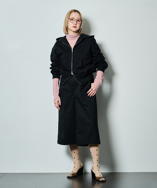 CITYSHOP（シティーショップ）の「《追加》V/O ZIP-UP HOODIE：パーカー（スウェット・レディース・ブラック/ベージュ・FREE）」の3枚目の写真