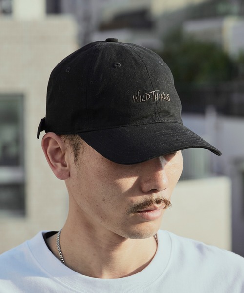 WILD THINGS（ワイルドシングス）の「WILD THINGS/ワイルドシングス COTTON TWILL LOGO CAP 6パネル キャップ2026年春夏（キャップ・メンズ・ブラック・FREE）」の2枚目の写真