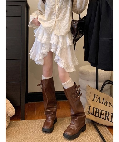 Ritzy(リッツィー)の「レースレイヤードアシンメトリースカート(スカート・レディース・ホワイト/ブラック・M/L)」の14枚目の写真