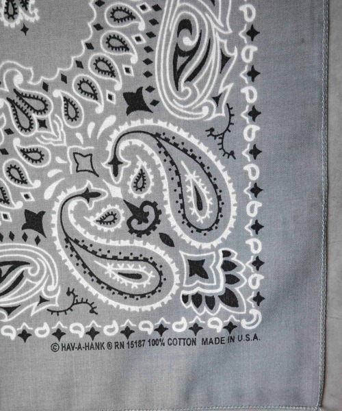 HAV-A-HANK(ハバハンク )の「★HAV-A-HANK★PAISLEY BANDANNA(バンダナ/スカーフ・メンズ・ネイビー系/シルバー/カーキ/ブラック/ブラック×レッド/ネイビー/パープル/グリーン/バーガンディー/レッド/ホワイト/チャコールグレー・FREE)」の22枚目の写真