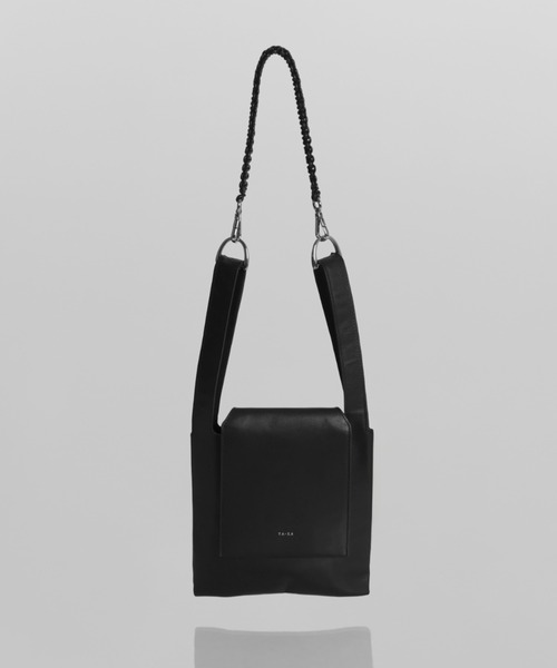 YArKA（ヤーカ）の「【YArKA/ヤーカ】real leather braided strap flap marche bag [wam11] / コブラ編フラップマルシェバッグ（ハンドバッグ・メンズ・ブラック・FREE）」の16枚目の写真