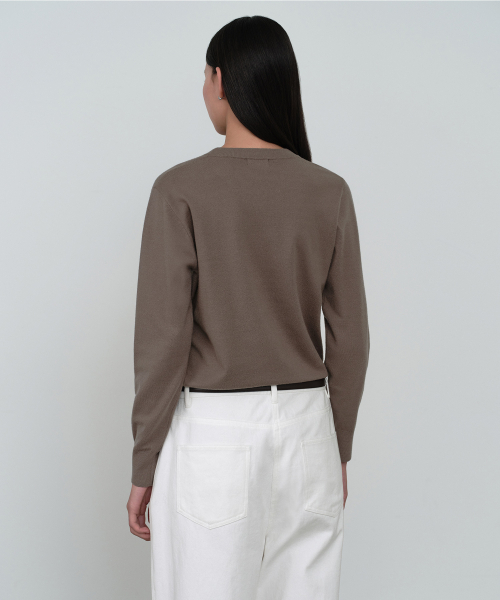 MUSINSA STANDARD WOMAN（ムシンサスタンダードウーマン）の「ウィメンズエッセンシャルラウンドネックニット[トープ]（ニット/セーター・レディース・その他・X-SMALL/SMALL/MEDIUM/LARGE）」の3枚目の写真