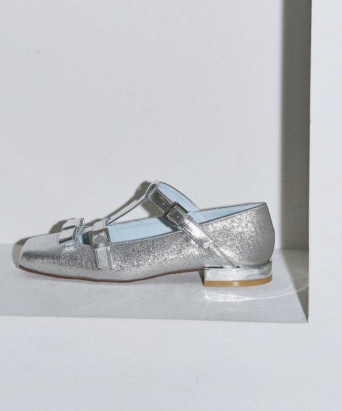 GRISE(グリーズ)の「GRISEスクエアダブルTストラップフラット(その他シューズ・レディース・ブラック/シルバー/ピンク・22cm/22.5cm/23cm/23.5cm/24cm/24.5cm/25cm)」の3枚目の写真