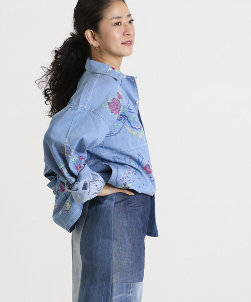 Freada（フリーダ）の「Freada/フリーダ オープンカラー 刺繍 シャツジャケット（シャツ/ブラウス・レディース・サックスブルー/ホワイト・ONE SIZE）」の9枚目の写真