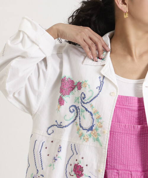 Freada(フリーダ)の「Freada/フリーダ オープンカラー 刺繍 シャツジャケット(シャツ/ブラウス・レディース・サックスブルー/ホワイト・ONE SIZE)」の11枚目の写真