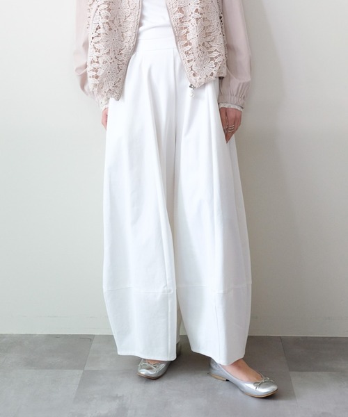DOLLUPOOPS(ドールアップウップス)の「Cocoon Silhouette Wide Pants(コクーンシルエットワイドパンツ)(その他パンツ・レディース・ブラック/オフホワイト/グレー・FREE)」の1枚目の写真