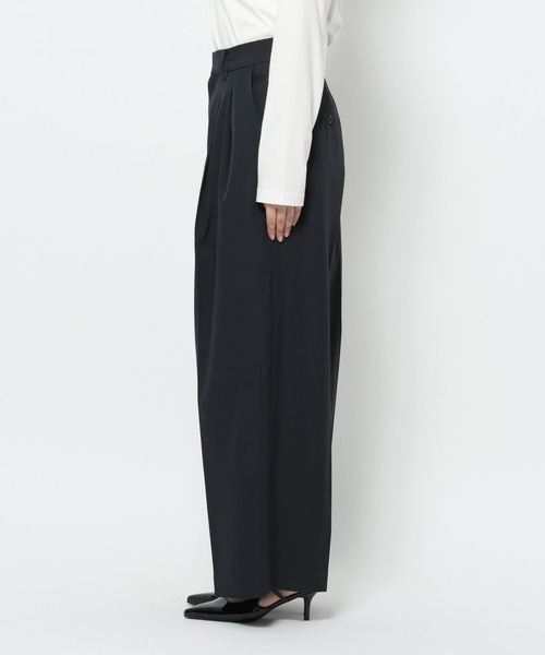 mysty woman（ミスティウーマン）の「ダブルタックストレートパンツ 660060（スラックス・レディース・ベージュ/グリーン系その他/ダークネイビー・SMALL/MEDIUM）」の20枚目の写真