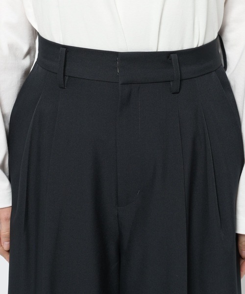 mysty woman（ミスティウーマン）の「ダブルタックストレートパンツ 660060（スラックス・レディース・ベージュ/グリーン系その他/ダークネイビー・SMALL/MEDIUM）」の22枚目の写真