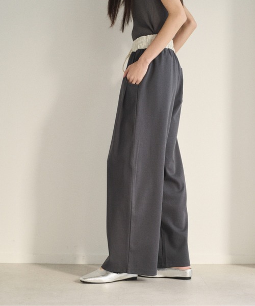 SOYEN（ソイエン）の「ダブルドロストスウェットワイドパンツ/セットアップ可（その他パンツ・レディース・オートミール/チャコール・F）」の13枚目の写真