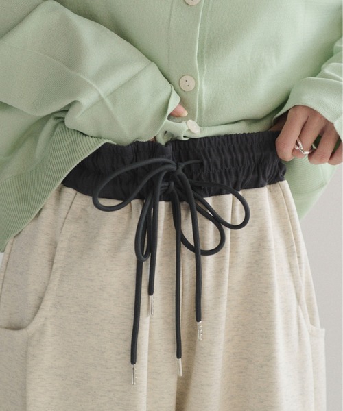 SOYEN（ソイエン）の「ダブルドロストスウェットワイドパンツ/セットアップ可（その他パンツ・レディース・オートミール/チャコール・F）」の7枚目の写真