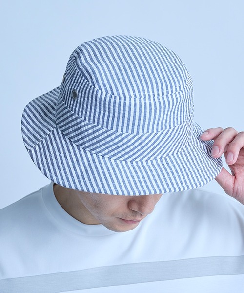 UNION STATION（ユニオンステーション）の「シアサッカーバケットハット（ハット・メンズ・ホワイト×ネイビー/ブラック・FREE）」の5枚目の写真