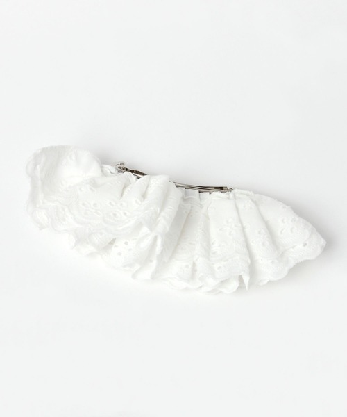 LOWRYS FARM（ローリーズファーム）の「スカラップレースバレッタ 647325（バレッタ/ヘアクリップ・レディース・ブラウン/オフホワイト/ブラック・FREE）」の2枚目の写真