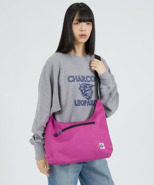 CHUMS(チャムス)の「【CHUMS / チャムス】Plain Shoulder Bag/ショルダーバッグ / ユニセックス(バックパック/リュック・メンズ・ブルー/その他/グレイッシュベージュ/ブラック/ネイビー/パープル・フリー)」の5枚目の写真