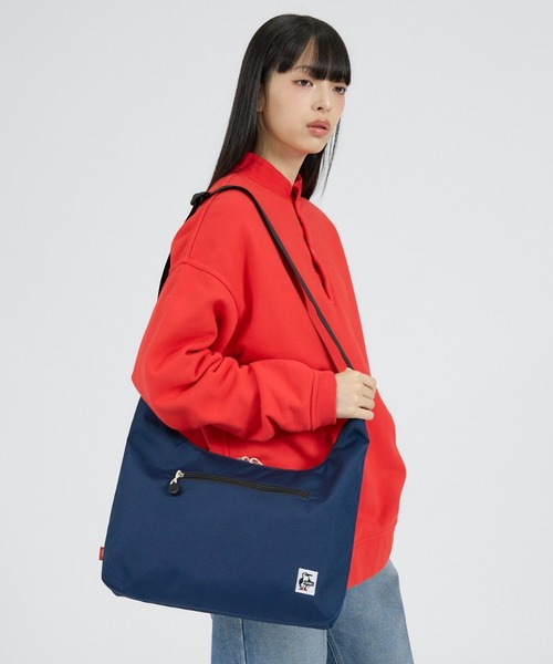 CHUMS(チャムス)の「【CHUMS / チャムス】Plain Shoulder Bag/ショルダーバッグ / ユニセックス(バックパック/リュック・メンズ・ブルー/その他/グレイッシュベージュ/ブラック/ネイビー/パープル・フリー)」の3枚目の写真