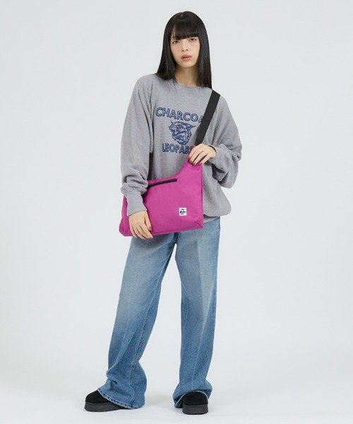 CHUMS(チャムス)の「【CHUMS / チャムス】Plain Shoulder Bag/ショルダーバッグ / ユニセックス(バックパック/リュック・メンズ・ブルー/その他/グレイッシュベージュ/ブラック/ネイビー/パープル・フリー)」の11枚目の写真