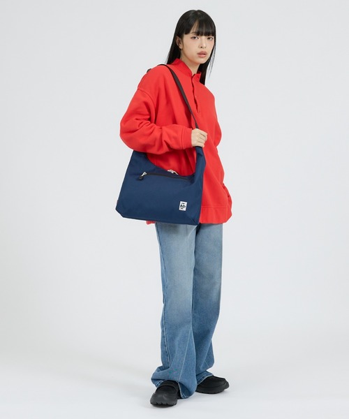 CHUMS(チャムス)の「【CHUMS / チャムス】Plain Shoulder Bag/ショルダーバッグ / ユニセックス(バックパック/リュック・メンズ・ブルー/その他/グレイッシュベージュ/ブラック/ネイビー/パープル・フリー)」の13枚目の写真