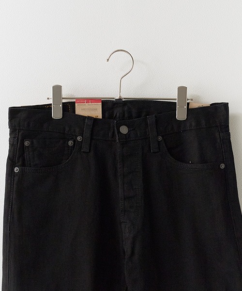 Levi's（リーバイス）の「LEVI'S/リーバイス 501 ORIGINAL 501 オリジナルジーンズ デニムパンツ ジーパン ストレートシルエット 2026年春夏（デニムパンツ・メンズ・ライトブルー/ブラック・32inch/30inch/34inch/36inch）」の9枚目の写真